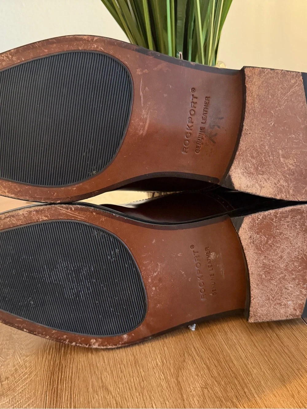 Men’s Rockport Dress Shoes Oxfords Leather and Rubber Outsoles 12 M EUC